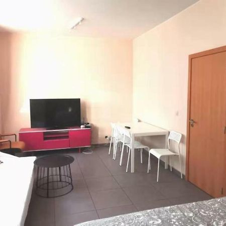 In The Heart Of Brussels Apartment ภายนอก รูปภาพ