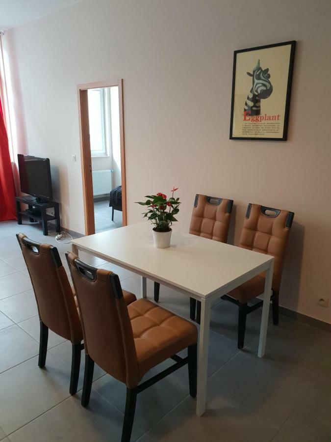 In The Heart Of Brussels Apartment ภายนอก รูปภาพ