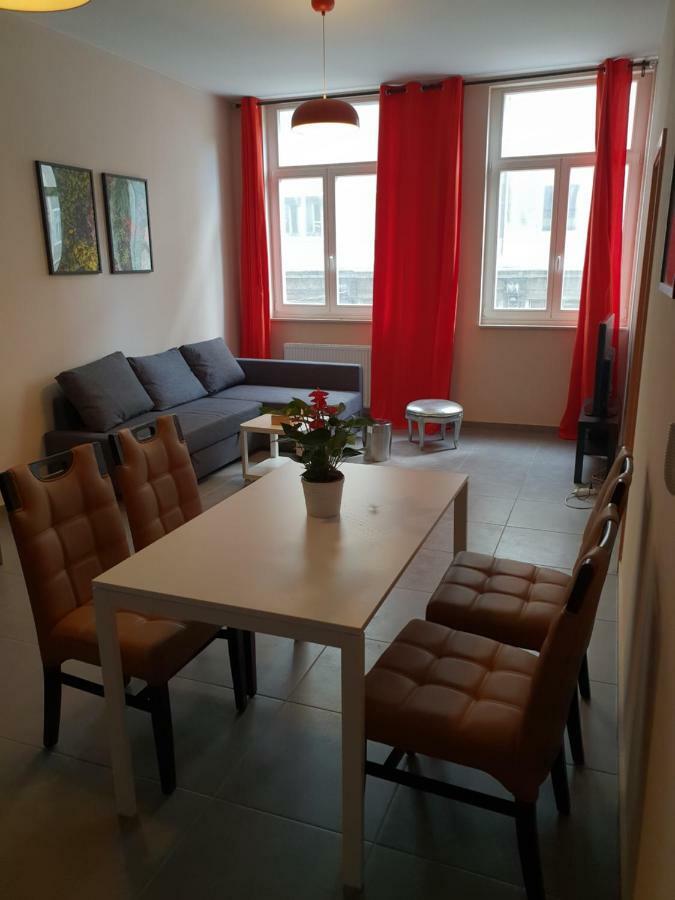 In The Heart Of Brussels Apartment ภายนอก รูปภาพ