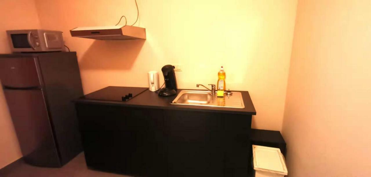 In The Heart Of Brussels Apartment ภายนอก รูปภาพ